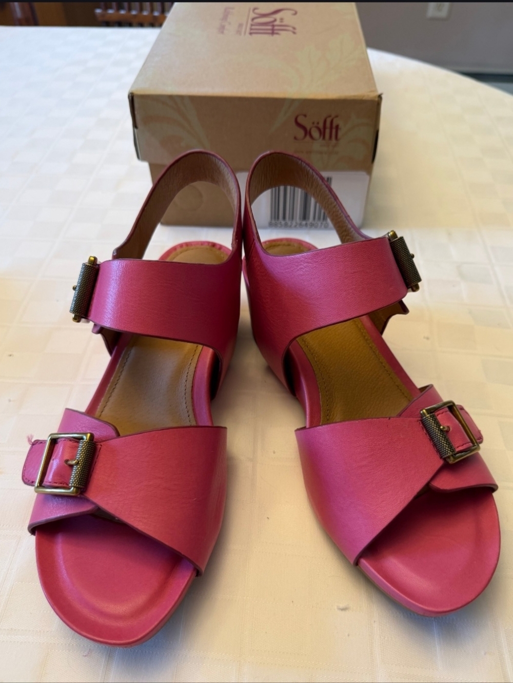 Sofft Pink Leather Sandals Size 7